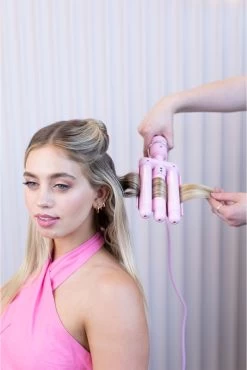 Mermade Mini Waver 25 Mm -Hair Chic Soldes mermade mini waver 25 mm boucleur triple pour cheveux 4