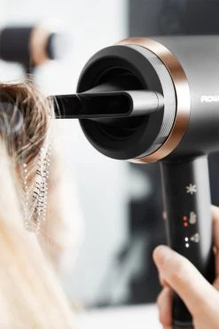 Rowenta Ultimate Experience CV9820F0 -Hair Chic Soldes rowenta ultimate experience cv9820f0 seche cheveux ionique 3