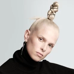 Sebastian Professional Re-Shaper -Hair Chic Soldes sebastian professional re shaper laque cheveux fixation forte 3